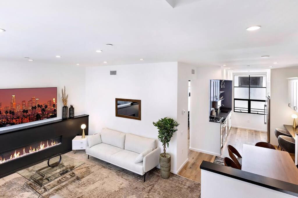 Appartement 4br Modern & Spacious Townhouse W/ Free Parking *