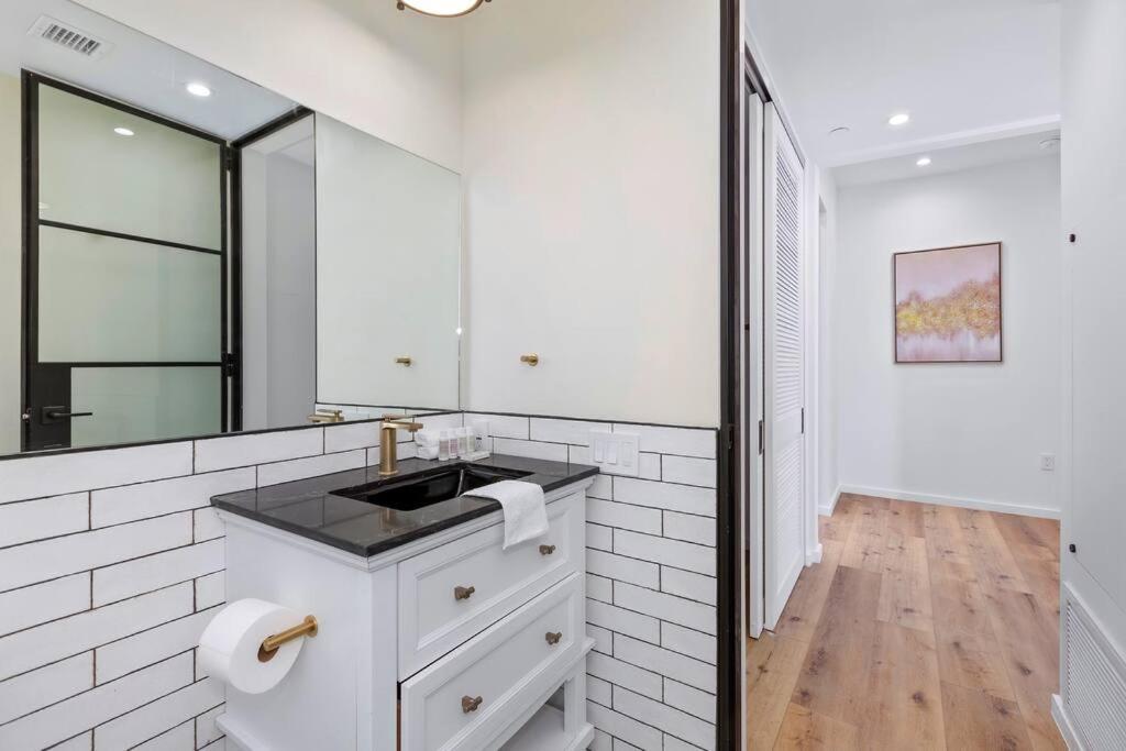 Appartement 4br Modern & Spacious Townhouse W/ Free Parking