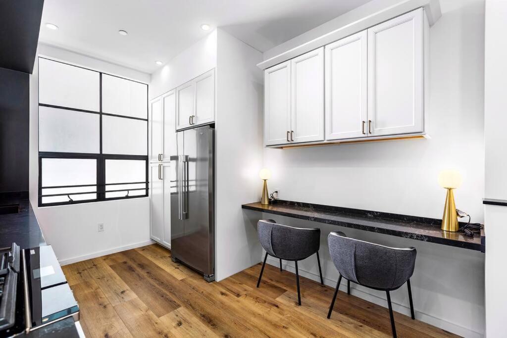 Appartement 4br Modern & Spacious Townhouse W/ Free Parking